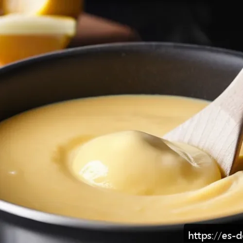 Home 32 슈크림 만들기 - A close-up, high-resolution image of a smooth, creamy custard being gently stirred in a heavy-bottom...